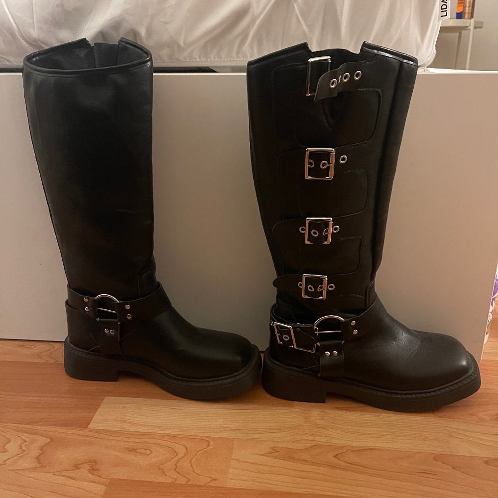 FAUX LEATHER BIKER BOOTS